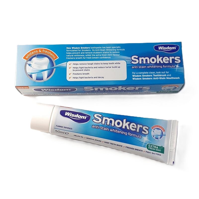 Smokers tandkr&auml;m avl&auml;gsnar och f&ouml;rhindrar fl&auml;ckar orsakade av r&ouml;kning